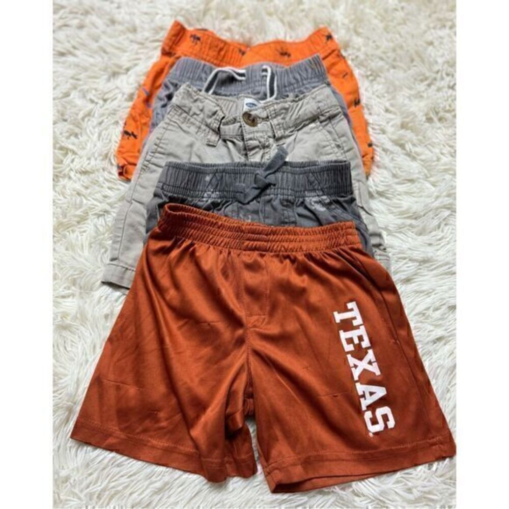 5 piece Boys Size 18month-2T toddler shorts bundle by Old Navy, Jumping Beans &